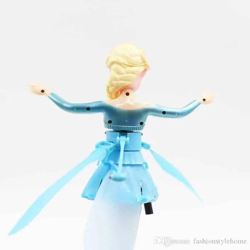 Princesse Elsa volante