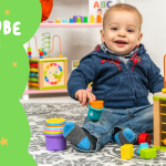 Cube d'activités pour bébé en bois pour enfants - Coffret cadeau pour filles | Cadeaux de 1er anniversaire pour 1 fille de 2 ans | Jouets d'apprentissage éducatifs pour tout-petits développementaux 12-18 mois | Labyrinthe de perles