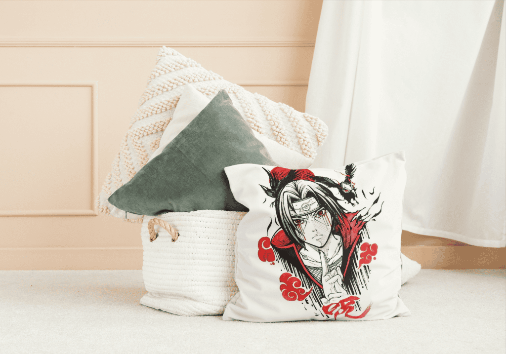 COUSSIN OUATE ANIME UCHIHA ITACHI 45 X 45 CM COUSSIN OUATE ANIME UCHIHA ITACHI 45 X 45 CM