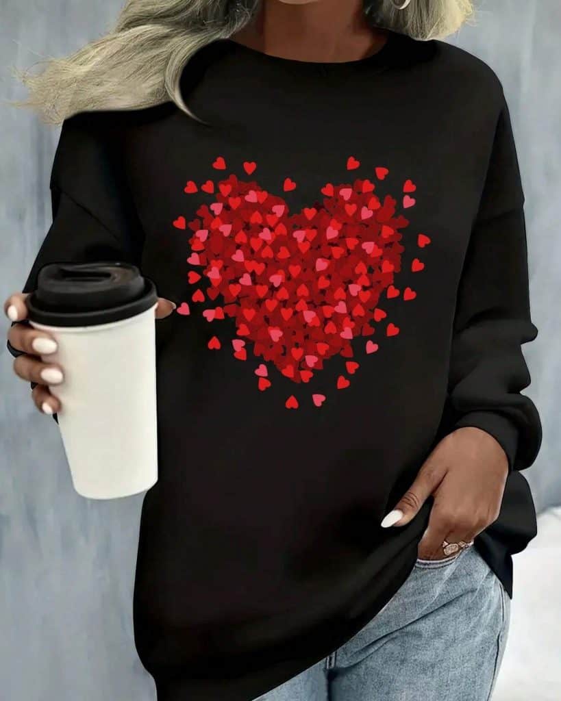 Sweatshirt noir imprimé cœur Sweatshirt imprimé cœur