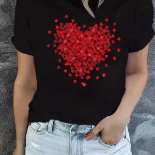 T-shirt noir À Manches Courtes Imprimé De Cœur Rouge Pour Femme