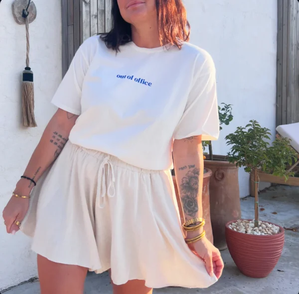 T-Shirt Out of Office