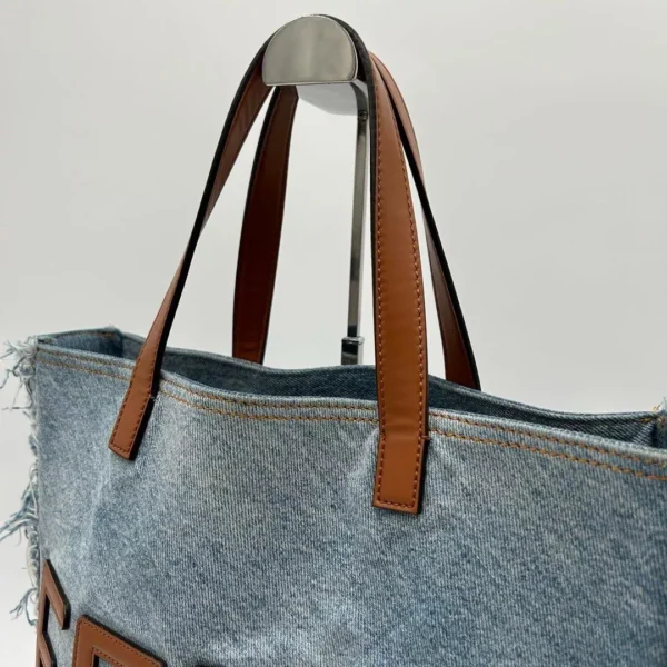 Sac Cabas FENDI ROMA en Jean et Cuir