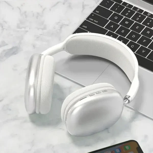 CASQUE SANS FIL P9 BLUETOOTH AVEC EMPLACEMENT CARTE MEMOIRE