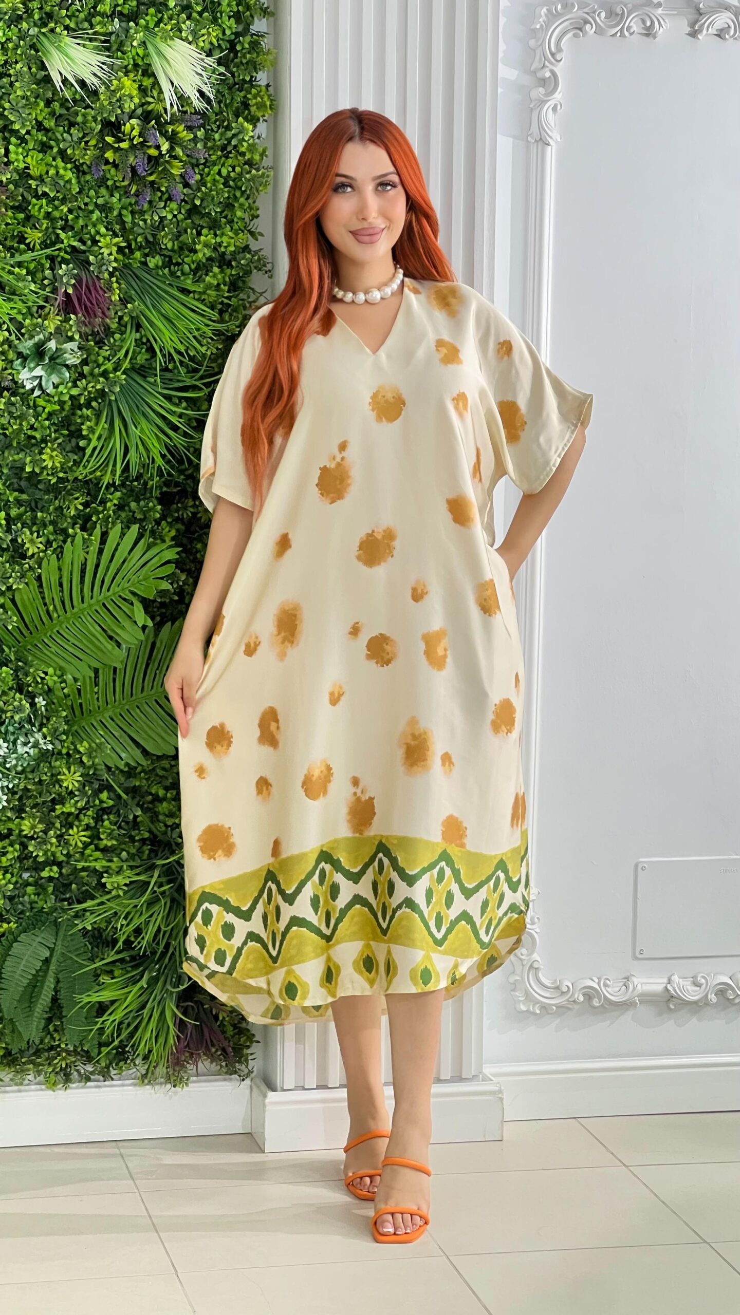 Robe En Soie Beige A Pois main image 1