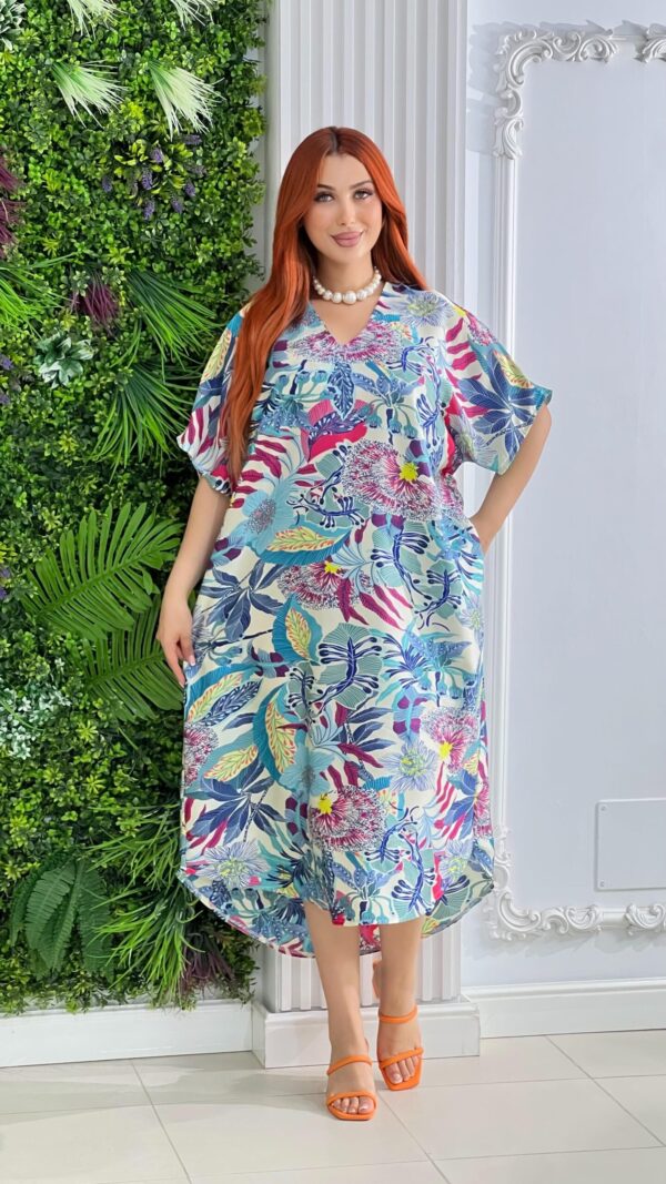 Robe imprimée feuillage multicolore sur fond clair