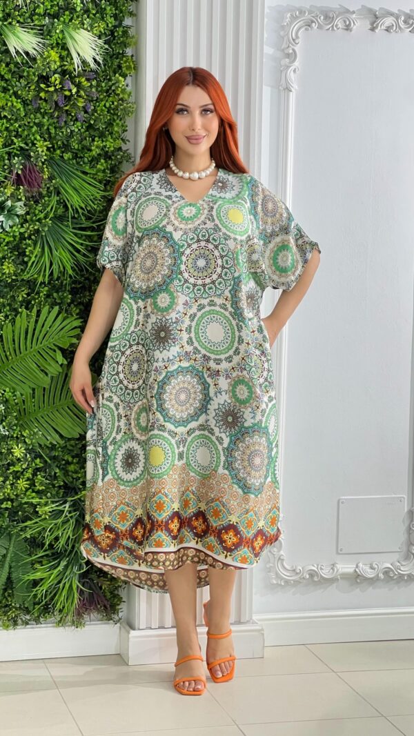 Robe imprimée cercles mandala verts, jaunes et orange