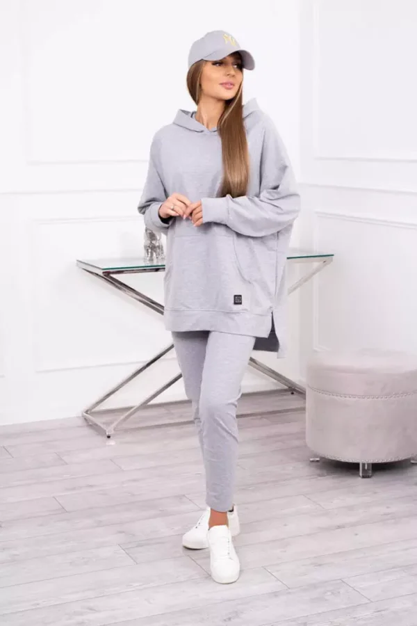 Ensemble oversize sweat à capuche et leggings