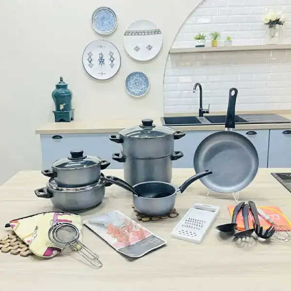 Set de 36 pièces d'ustensiles de cuisine et de vaisselle GRIS